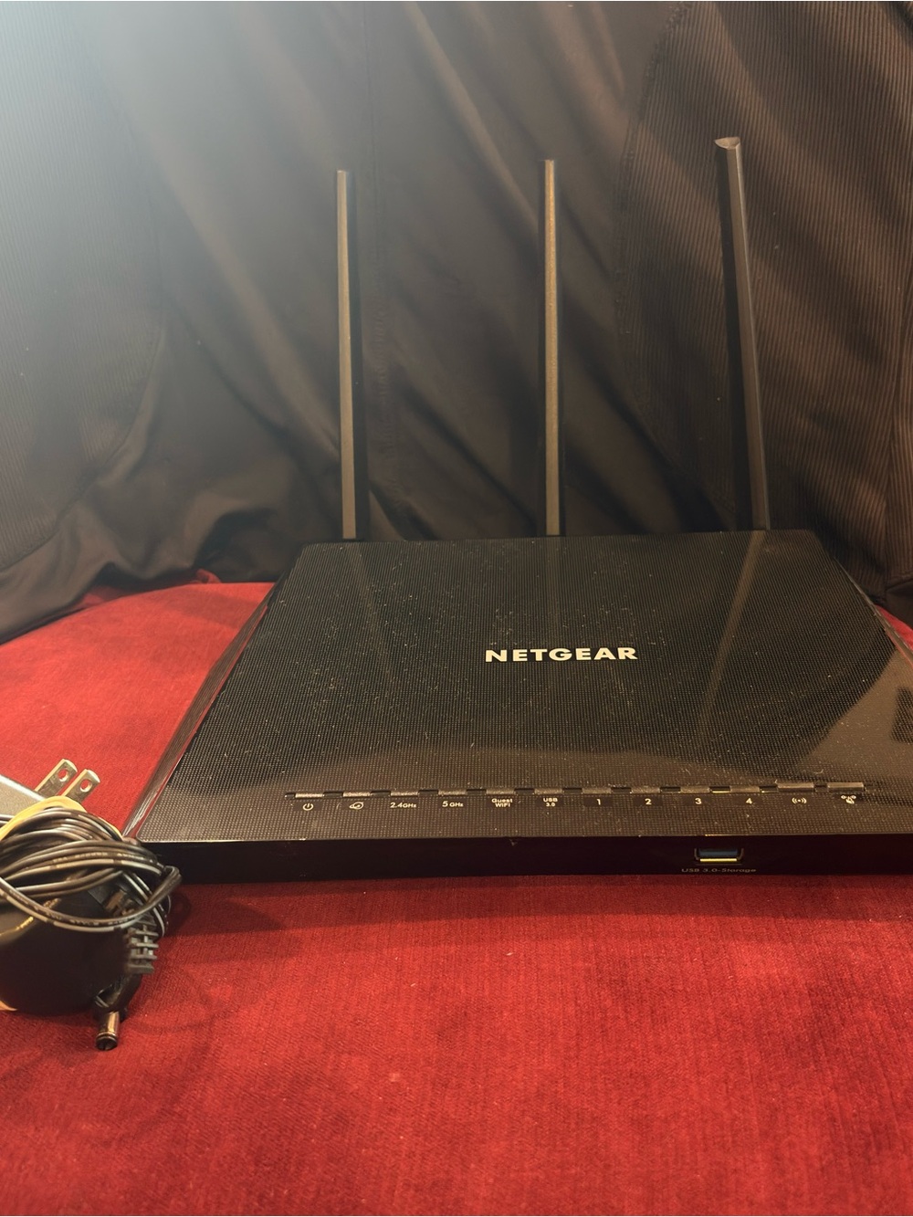 NETGEAR Nighthawk R7000 AC1900 Smart WiFi Router - Great Condition - Picture 1 of 5